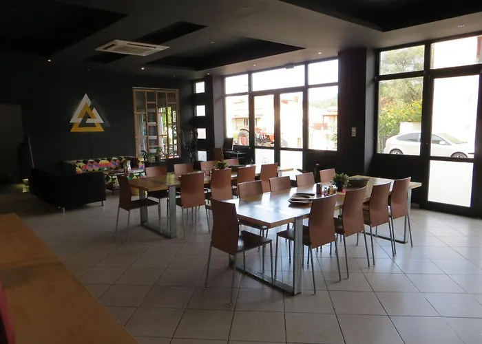 Affittacamere Leonidaion 3*